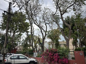 5 BHK Independent House – Garden View at Sector 10 - for Sale