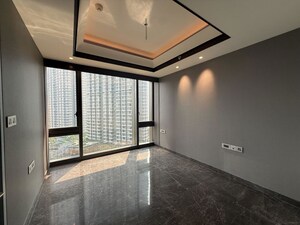 Room in 3 BHK Apartment at Lodha Trump Tower, Worli – for Sale