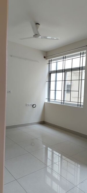 Room in 1 BHK Apartment at Indiranagar – for Rent