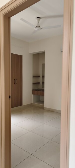 Room in 1 BHK Apartment at Indiranagar – for Rent