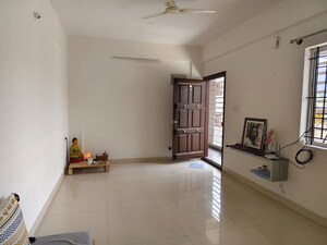 2 BHK Apartment For Rent in Halasuru