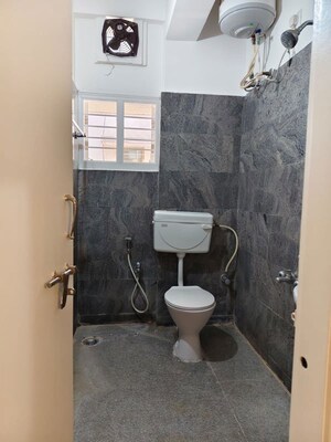 Bathroom in 2 BHK Apartment at Halasuru – for Rent