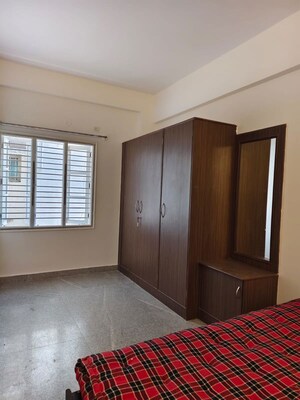 Bedroom in 2 BHK Apartment at Halasuru – for Rent