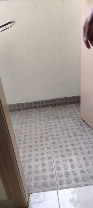 Room in 1 BHK Apartment at Indiranagar – for Rent