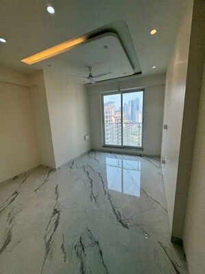 Room in 3 BHK Apartment at Raj Tattva, Kapur Bawdi – for Sale