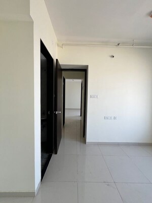 Room in 2 BHK Apartment at Kolte Patil R10, Hinjewadi – for Rent