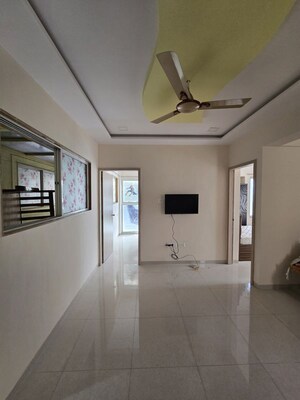 Room in 3 BHK Apartment at Wadgaon Sheri – for Rent