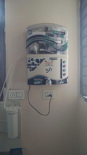 Furnished Amenities in 2 BHK Builder Floor at Khanpur – for Rent