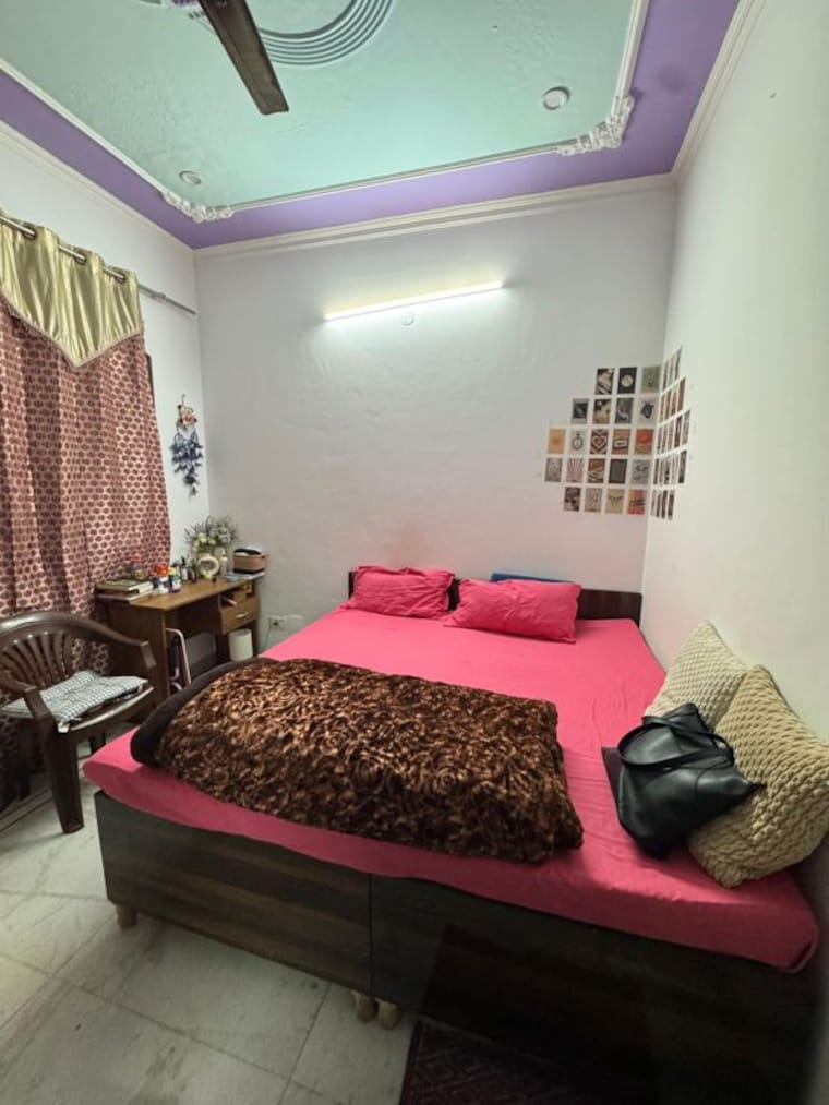 Living Room, huda-market 2 Bedroom 1350 Sq.Ft. Builder Floor In Sector 31 Gurgaon 10137390