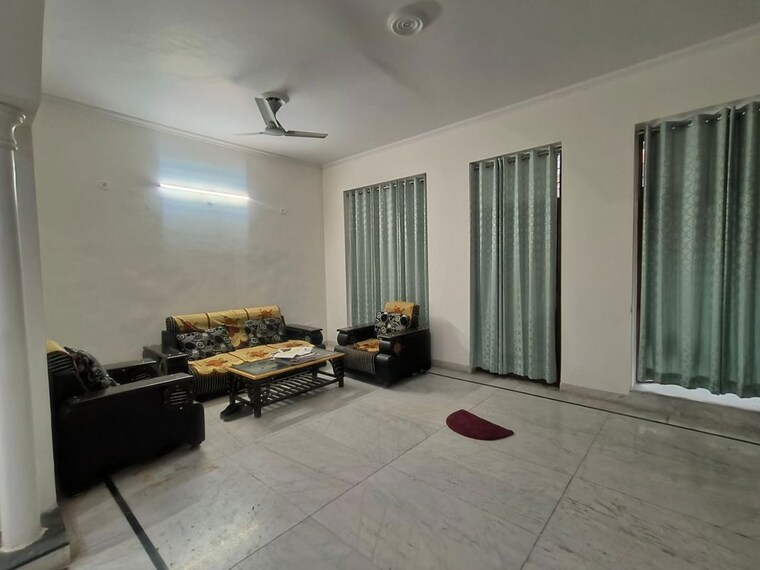 Bedroom, rwa-apartments-sector-41 1 Bedroom 100 Sq.Mt. Builder Floor In Sector 41 Noida 10137405