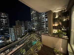 Master Plan in 4 BHK Apartment at Windsor Grande Residences, Andheri West – for Sale