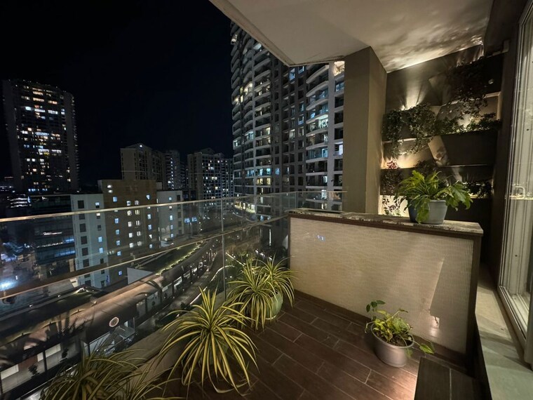 Balcony, windsor-grande-residences 4 Bedroom 3050 Sq.Ft. Apartment In Andheri West Mumbai 10137430