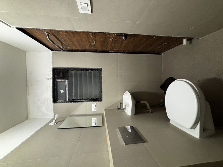 Attached Bathroom, dindoshi 1 Bedroom 425 Sq.Ft. Apartment In Dindoshi Mumbai 10137436