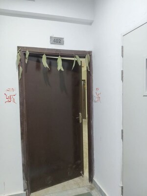 Building Lobby in 2.5 BHK Apartment at NBCC Aspire Enchante, Tech Zone 4 Greater Noida – for Sale