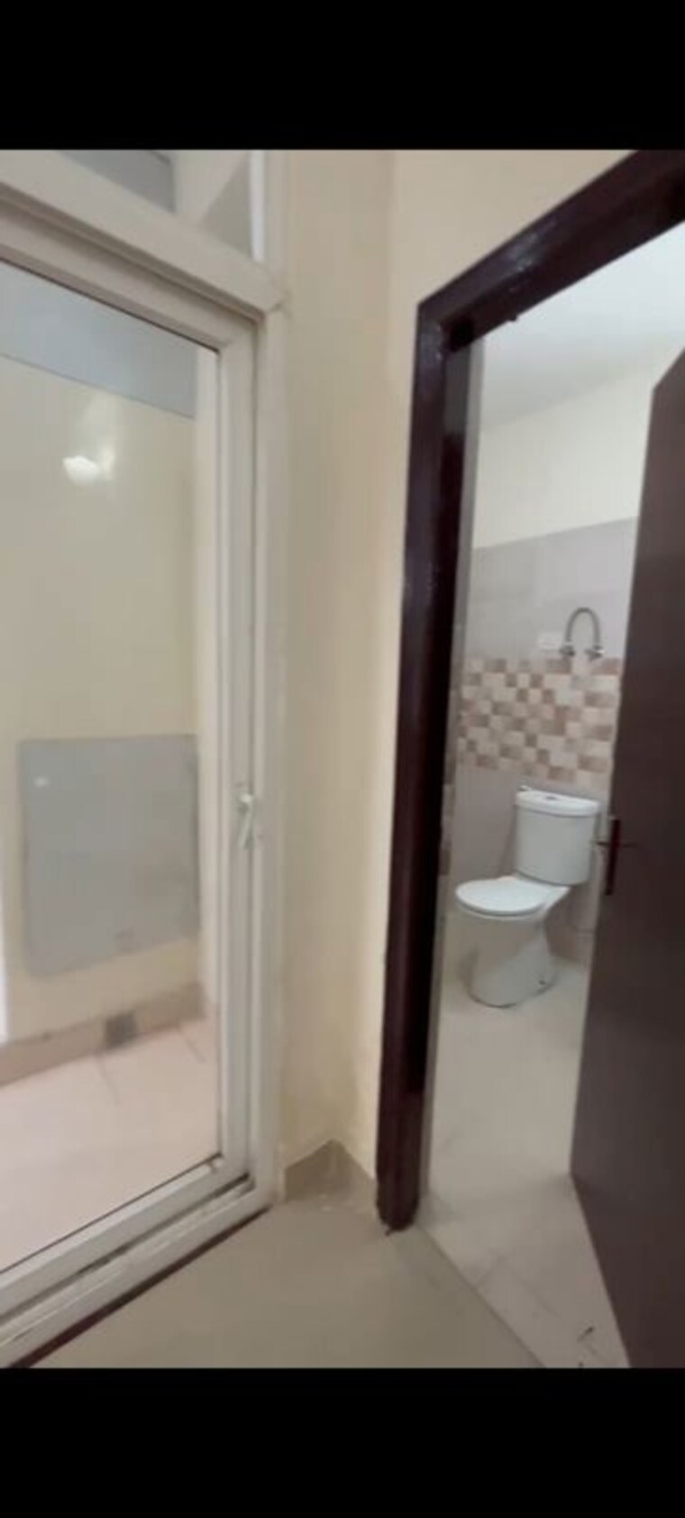 Bathroom, amrapali-ivory-heights 4 Bedroom 2500 Sq.Ft. Villa In Amrapali Dream Valley Greater Noida 10137451