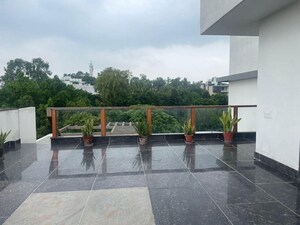 Swimming Pool in 3 BHK Apartment at Sector 15 – for Rent