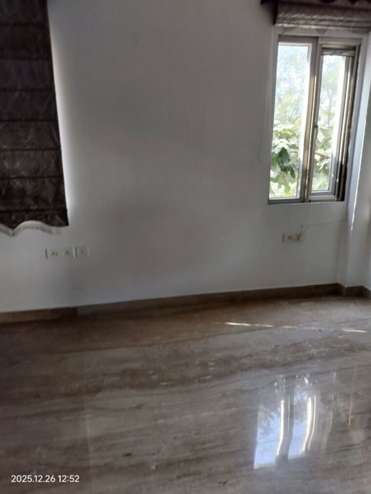 Room, south city 1 3 Bedroom 2950 Sq.Ft. Apartment In South City 1 Gurgaon 10137509