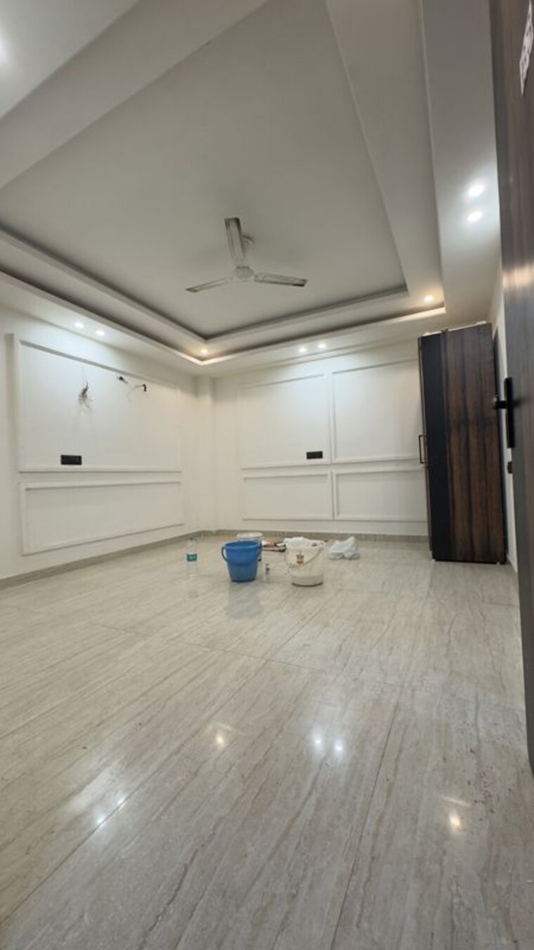 Room, palm-residency-chhatarpur 1 Bedroom 500 Sq.Ft. Apartment In Chattarpur Delhi 10137513