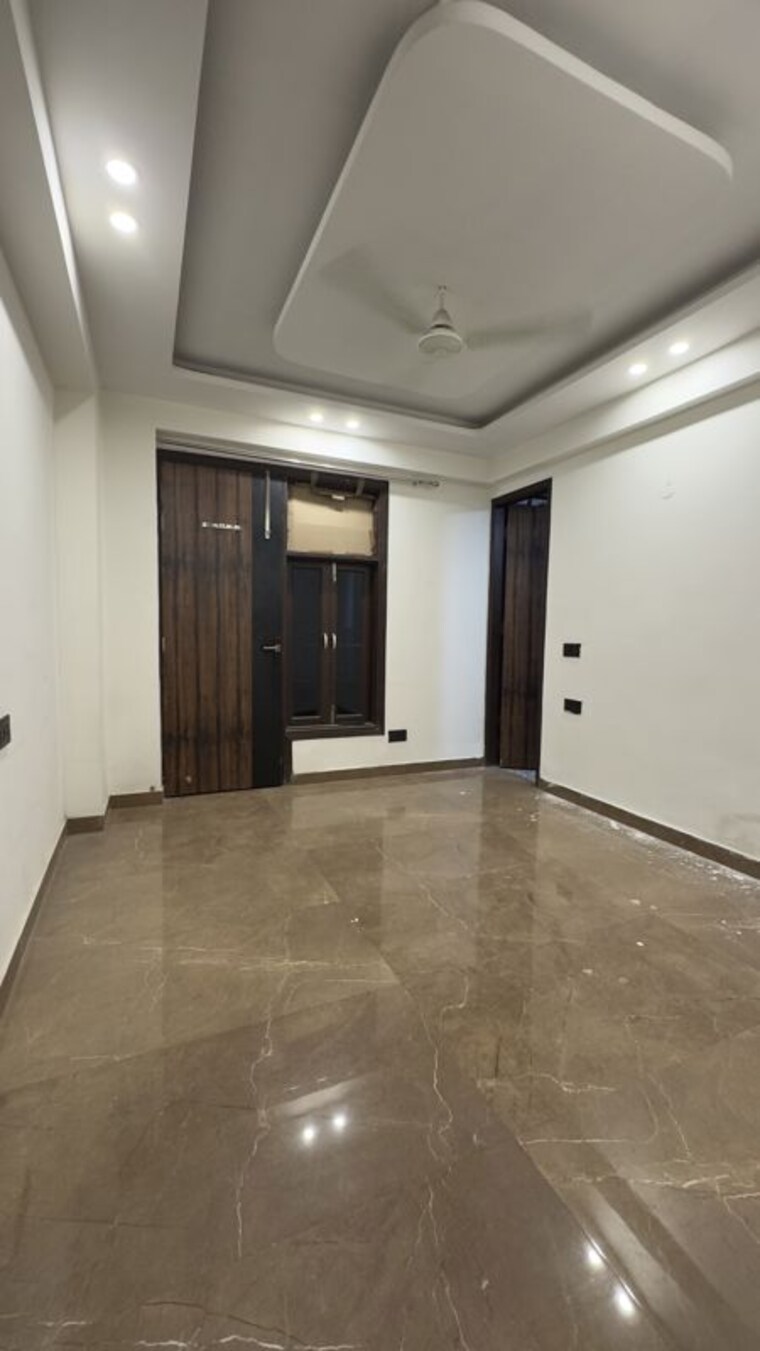 Room, palm-residency-chhatarpur 1 Bedroom 500 Sq.Ft. Apartment In Chattarpur Delhi 10137513
