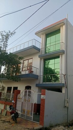 5 BHK + Pooja Room,Servant Room,Study Room,Extra Room Villa For Rent in ATS Paradiso