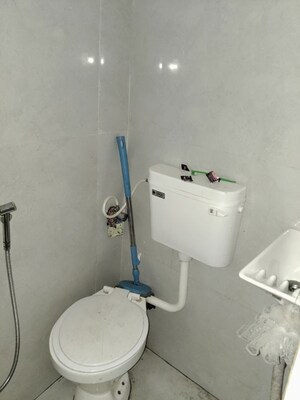 Washroom in  Shop at Geeta Darshan CHS, Bhayandar West – for Rent