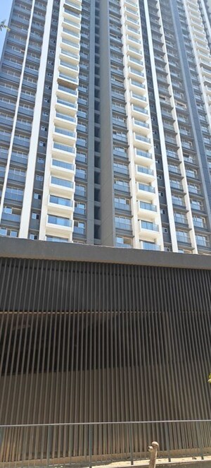 4 BHK Apartment For Sale in Sheth 72 West, Andheri West
