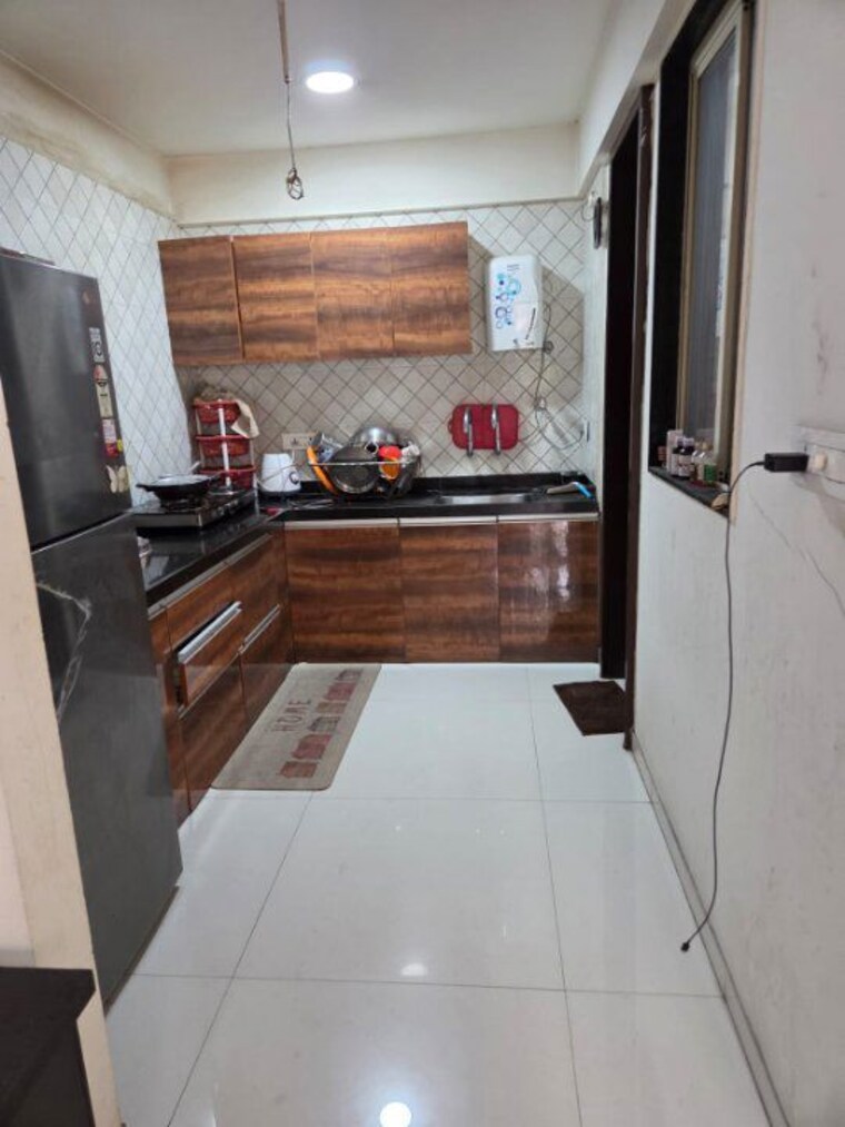 Kitchen, sun-sapphire 2 Bedroom 966 Sq.Ft. Apartment In Hadapsar Pune 10109385