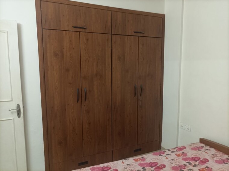 Bedroom, brahamand-phase-6-chs-ltd 1 Bedroom 610 Sq.Ft. Apartment In Brahmand Thane 10137565