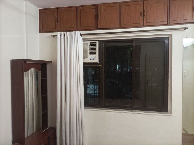 Room, brahamand-phase-6-chs-ltd 1 Bedroom 610 Sq.Ft. Apartment In Brahmand Thane 10137565