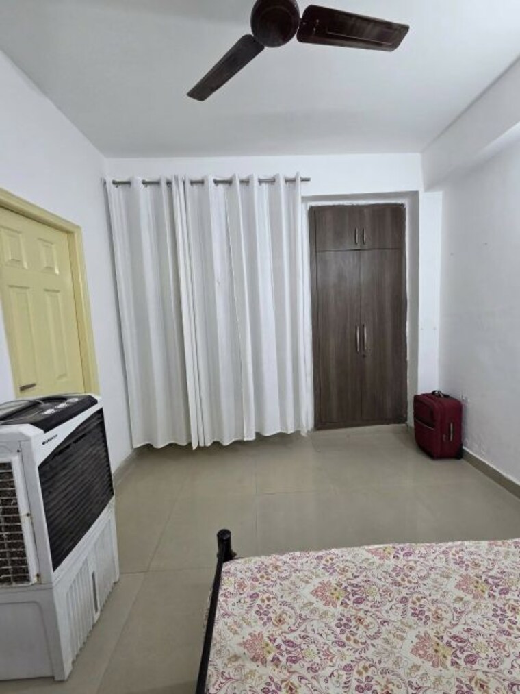 Bedroom, amrapali-golf-homes 3 Bedroom 1595 Sq.Ft. Apartment In Sector 4 Greater Noida Greater Noida 9296278