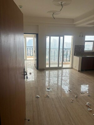 Room in 2 BHK Apartment at Amrapali Terrace Homes, Tech Zone 4 Greater Noida – for Rent