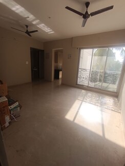 3 BHK Apartment For Rent in Metro Millennium