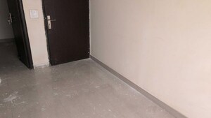 Room in 2 BHK Apartment at Anthem French Apartment, Sector 16b Greater Noida – for Rent