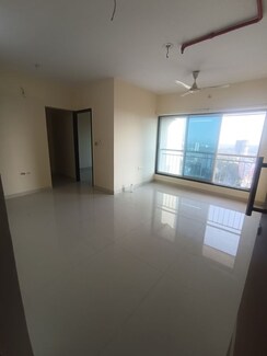 2 BHK Apartment For Rent in Royal Oasis