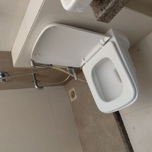 Furnished Amenities in 2 BHK Apartment at IM Applaud 38, Goregaon East – for Rent