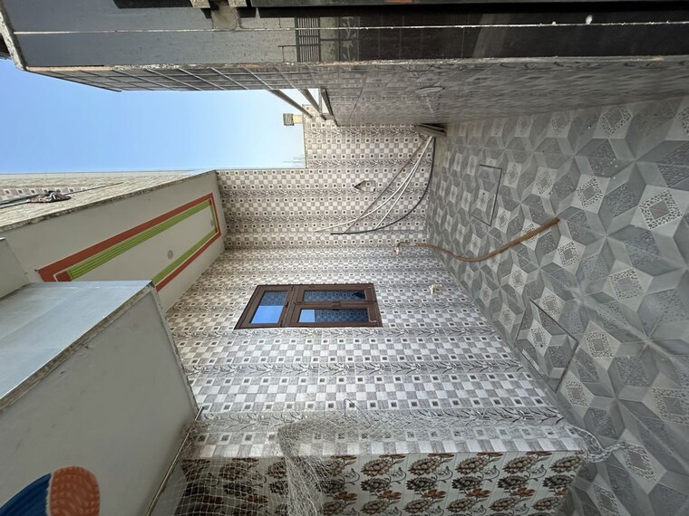 undefined, sector 6 wave city 6+ Bedroom 135 Sq.Yd. Villa In Sector 6 Wave City Ghaziabad 10137581