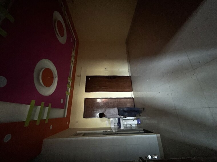 Hall, sector 6 wave city 6+ Bedroom 135 Sq.Yd. Villa In Sector 6 Wave City Ghaziabad 10137581