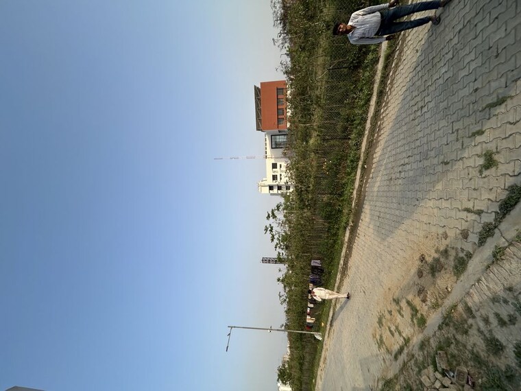 undefined, sector 6 wave city 6+ Bedroom 135 Sq.Yd. Villa In Sector 6 Wave City Ghaziabad 10137581