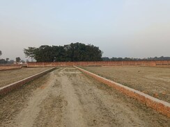 Plot For Sale in Royal City Phase 2