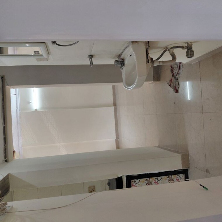 Bathroom, satellite-garden 1 Bedroom 550 Sq.Ft. Apartment In Goregaon East Mumbai 10137606