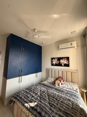 Bedroom in 2 BHK Apartment at Signature Global Prime, Sector 63a – for Rent