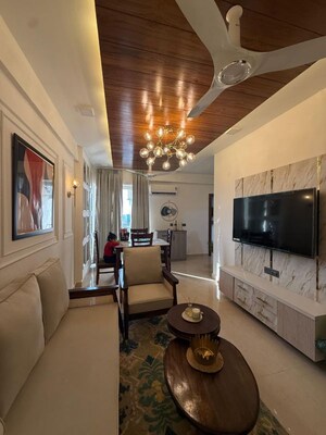 Master Bedroom in 2 BHK Apartment at Signature Global Prime, Sector 63a – for Rent