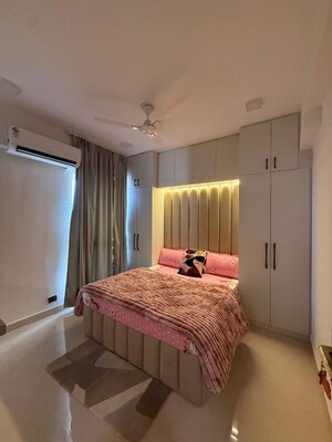 Bedroom in 2 BHK Apartment at Signature Global Prime, Sector 63a – for Rent