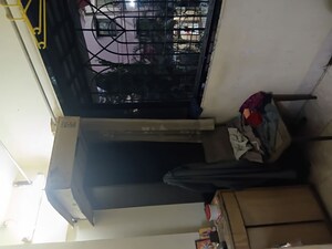 Furnished Amenities in 1 BHK Apartment at Shubh Ashirwad, Parel – for Rent