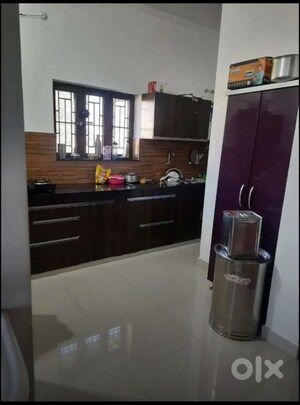 Furnished Amenities in 2 BHK Builder Floor at Aman Vihar – for Rent