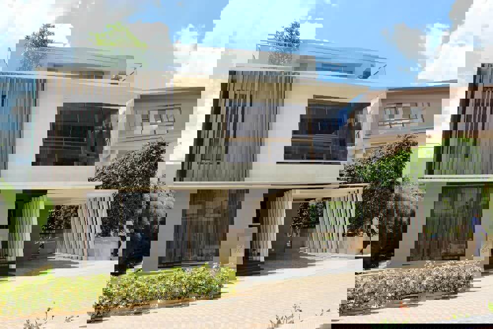 5 BHK + Pooja Room 6957 Sq.Ft. Villa in Raffles Park