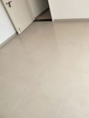 Room in 2 BHK Apartment at BK Jhala Kapil Woodrow Estate Phase 2, Wanwadi – for Rent