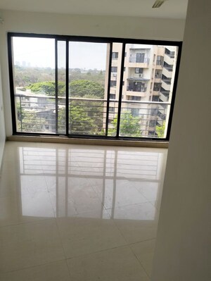 Room in 2 BHK Apartment at Supreme Classic Apartment, Kondhwa – for Rent