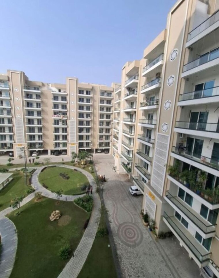Exterior View, hermitage-centralis 3 Bedroom 1800 Sq.Ft. Apartment In Vip Road Zirakpur 10137642