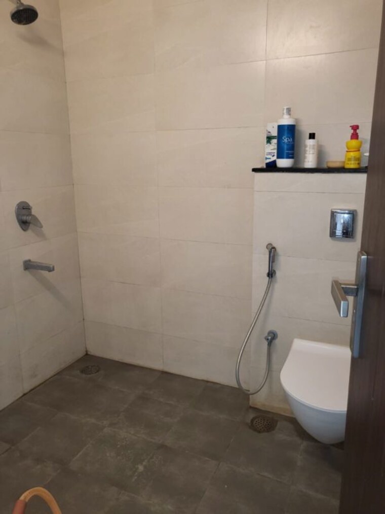 Bathroom, asbl-spire 3 Bedroom 1905 Sq.Ft. Apartment In Kokapet Hyderabad 9878606